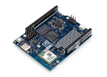 Arduino UNO Q (2GB)