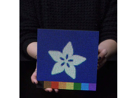 Matriz de LED RGB 64x64 (2.5mm)
